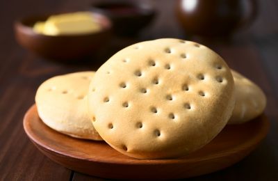 Panadería Tradicional Chilena Hallulla-Bocado de Dama-Dobladas